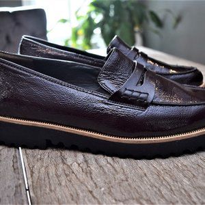**NEW** Paul Green Natasha Patent Leather Penny Loafer Size 9 US, Dark Burgundy